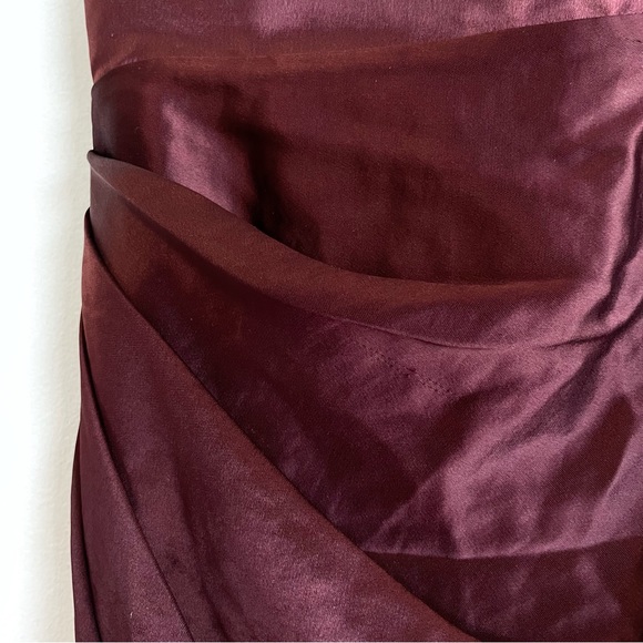 SIZE XS HOUSE OF CB REVA RAISIN SATIN BALCONY CORSET DRESS - Picture 8 of 8